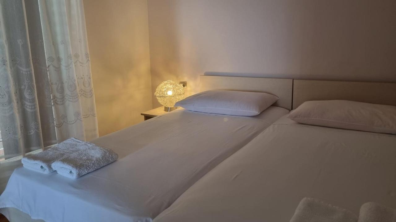 Apartments Kekica Novalja Kültér fotó